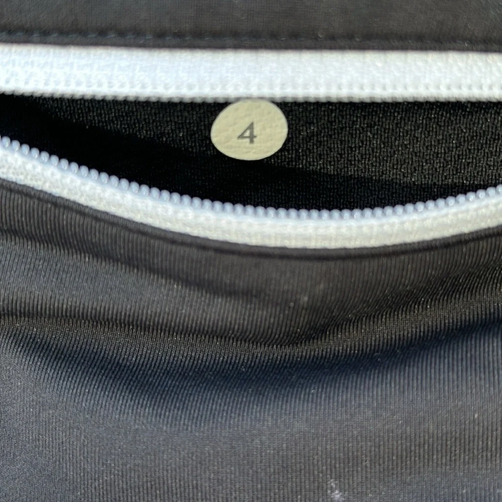 Lululemon Tracker Short III *4-way Stretch Brushed Animal White Black / Black